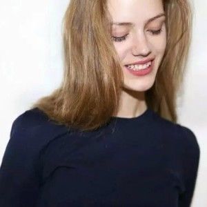 Meet your Posher, Petra